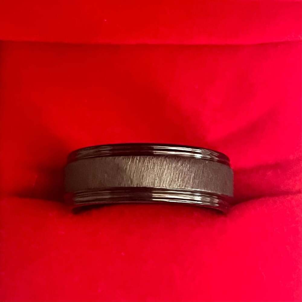 Black Tungsten Brushed Center Grooved 6mm Band Ring Size 11